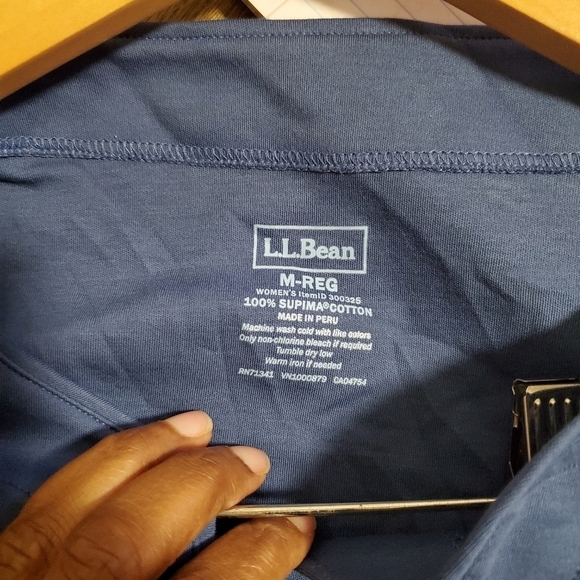 L.L. Bean Women's Soft Stretch Supima Tee V-neck Elbow-Sleeve Blue Size Meduim - Picture 3 of 3